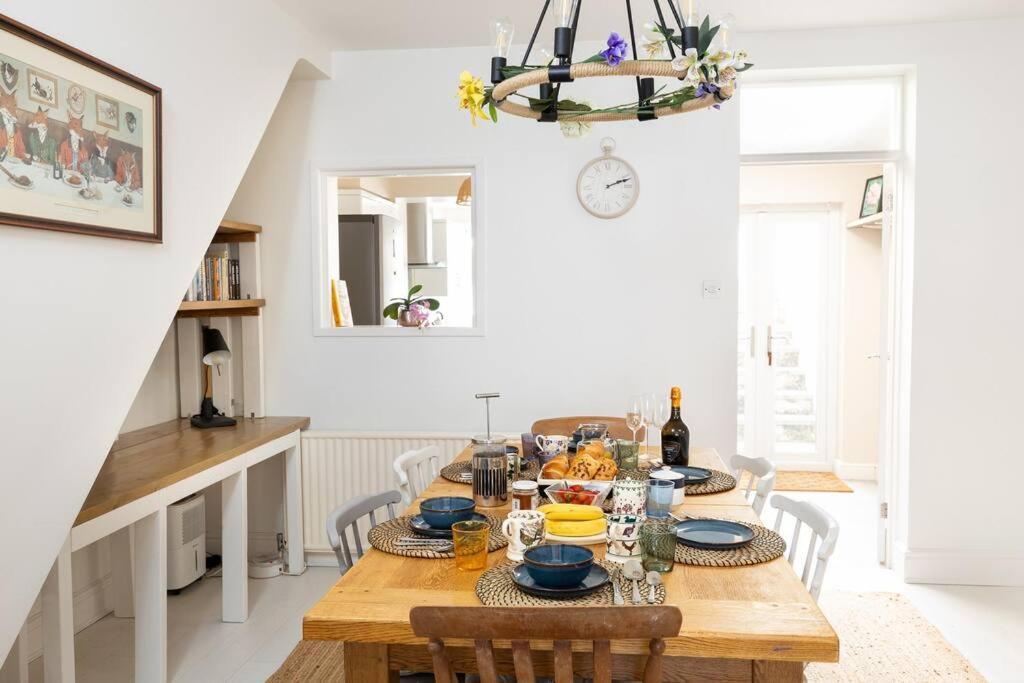 Pure B - Welcoming Bath City 3 Bed House Free Parking & Wifi Exterior foto